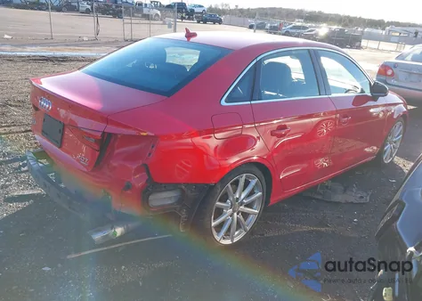 2015 Audi A3 Premium из США, поврежденный, VIN WAUBFGFF3F1057689